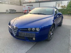 Blau Gebraucht 2010 Alfa Romeo Spider Cabrio | 17.981 € (Etwas zu teuer)