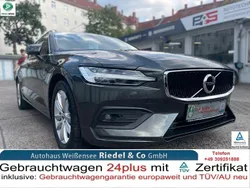 Grau Gebraucht 2020 Volvo V60 Momentum Kombi | 21.990 € (Fairer Preis)