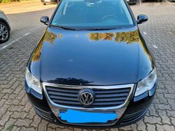 Schwarz Gebraucht 2010 VW Passat Kombi | 2.100 € (Guter Preis)