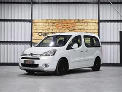 Weiß Gebraucht 2014 Citroën Berlingo SELECTION Van / Kleinbus | 7.950 € (Fairer Preis)