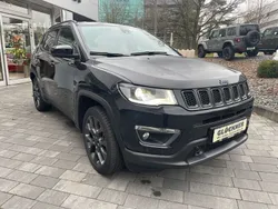 Schwarz Gebraucht 2020 Jeep Compass SUV | 23.990 €