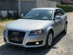 Grau Gebraucht 2010 Audi A3 Sportback Attraction Limousine | 4.999 € (Guter Preis)