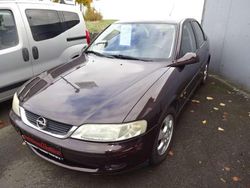 Bronze Gebraucht 2000 Opel Vectra Comfort Limousine | 2.200 € (Teuer)