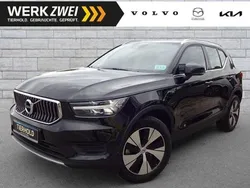 Black solid (stone) / solid Gebraucht 2022 Volvo XC40 Inscription SUV | 31.490 € (Guter Preis)