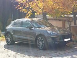 Grau Gebraucht 2014 Porsche Macan SUV | 39.999 € (Teuer)
