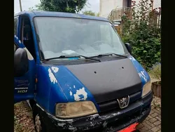 Blau Gebraucht 2004 Peugeot Boxer Van | 1.200 €