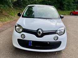 Weiß Gebraucht 2017 Renault Twingo LIMITED Kleinwagen | 8.400 € (Fairer Preis)