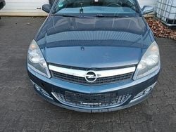 Grau Gebraucht 2008 Opel Astra GTC Coupé | 1.000 € (Superpreis)