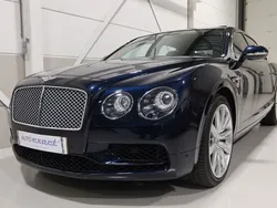 Blau Gebraucht 2017 Bentley Flying Spur Limousine | 104.000 €