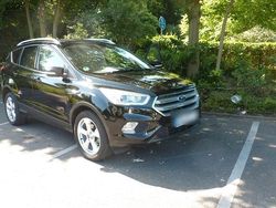 Grau Gebraucht 2019 Ford Kuga Cool & Connect SUV | 12.950 € (Guter Preis)