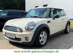 Weiß Gebraucht 2010 Mini ONE Kleinwagen | 6.790 € (Teuer)