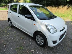 Weiß Gebraucht 2011 Daihatsu Cuore Kleinwagen | 5.999 €