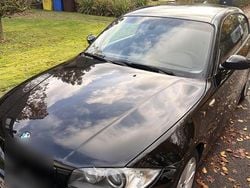 Schwarz Gebraucht 2009 BMW 118 Coupé Basis Coupé | 3.300 € (Fairer Preis)