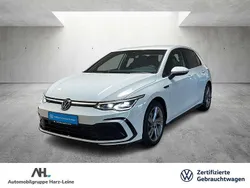 Weiß Gebraucht 2022 VW Golf VIII R-line Limousine | 28.755 € (Guter Preis)