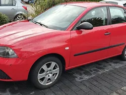 Rot Gebraucht 2006 Seat Ibiza Limousine | 1.900 € (Fairer Preis)
