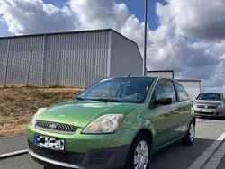 Grün Gebraucht 2004 Ford Fiesta Kleinwagen | 1.500 € (Fairer Preis)