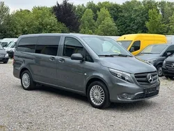 Grau Gebraucht 2023 Mercedes Vito Van / Kleinbus | 36.771 € (Teuer)