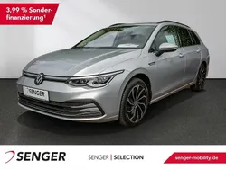 Silber Gebraucht 2022 VW Golf VIII Style Kombi | 24.780 € (Fairer Preis)