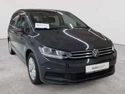 Uranograu Gebraucht 2021 VW Touran Comfortline Van / Kleinbus | 23.390 € (Guter Preis)