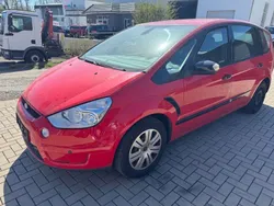Rot Gebraucht 2010 Ford S-MAX S Van / Kleinbus | 2.990 €