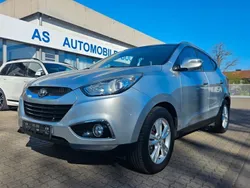 Silber Gebraucht 2012 Hyundai ix35 Comfort SUV | 11.999 € (Teuer)