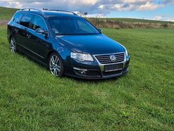 Blau Gebraucht 2008 VW Passat Highline Kombi | 2.500 € (Fairer Preis)