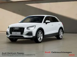Gletscherweiss metallic Gebraucht 2024 Audi Q2 Advanced SUV | 29.890 € (Fairer Preis)