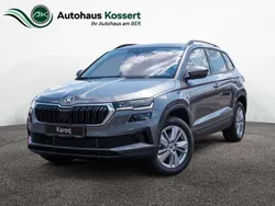 Grau Neu 2025 Skoda Karoq Selection SUV | 39.990 € (Fairer Preis)