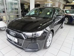 Schwarz Gebraucht 2022 Audi A1 Sportback Advanced Kleinwagen | 20.980 € (Fairer Preis)