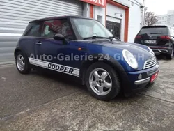 Blau Gebraucht 2003 Mini Cooper Kleinwagen | 2.999 € (Fairer Preis)