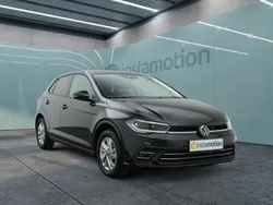 Schwarz Gebraucht 2024 VW Polo Style Limousine | 23.899 € (Fairer Preis)