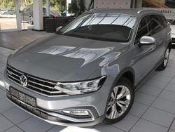 Grau Gebraucht 2022 VW Passat Alltrack S Kombi | 30.890 € (Superpreis)