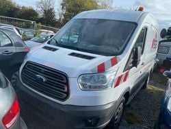 Weiß Gebraucht 2017 Ford Transit Van / Kleinbus | 5.999 €