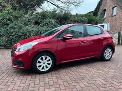 Rot Gebraucht 2017 Peugeot 208 Active Kleinwagen | 4.950 € (Superpreis)