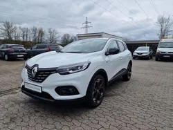 Weiß Gebraucht 2021 Renault Kadjar Black Edition SUV | 19.990 € (Fairer Preis)