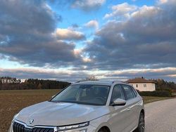 Grau Gebraucht 2020 Skoda Kamiq Style SUV | 16.900 € (Guter Preis)