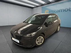 Schwarz Gebraucht 2024 BMW 220 Active Tourer Van / Kleinbus | 36.049 € (Teuer)