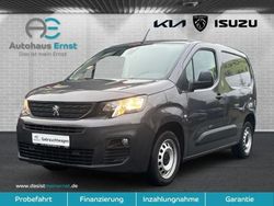 Gebraucht 2019 Peugeot Partner S Van / Kleinbus | 13.990 € (Etwas zu teuer)