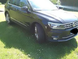 Schwarz Gebraucht 2017 VW Tiguan Highline SUV | 25.900 € (Guter Preis)