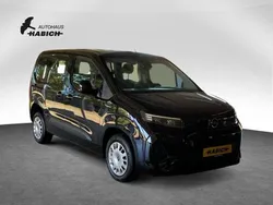 Schwarz Gebraucht 2024 Opel Combo Van / Kleinbus | 24.955 €