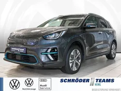 Andere farbe Gebraucht 2021 Kia e-Niro Spirit SUV | 29.980 € (Teuer)
