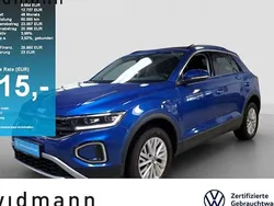 Blau Gebraucht 2023 VW T-Roc Life SUV | 28.850 € (Fairer Preis)
