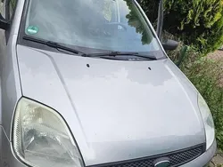 Silber Gebraucht 2004 Ford Fiesta Viva Kleinwagen | 1.000 € (Guter Preis)