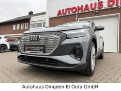 Grau Gebraucht 2022 Audi Q4 e-tron Basis SUV | 25.950 € (Fairer Preis)
