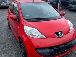 Rot Gebraucht 2007 Peugeot 107 Kleinwagen | 1.000 € (Guter Preis)