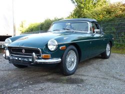 Grün Gebraucht 1972 MG B Cabrio | 15.800 €
