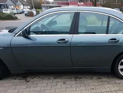 Grau Gebraucht 2004 BMW 735 Limousine | 3.995 € (Fairer Preis)