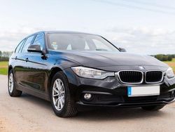 Schwarz Gebraucht 2015 BMW 318 Kombi | 7.700 € (Fairer Preis)