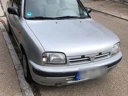 Grau Gebraucht 1993 Nissan Micra Kleinwagen | 1.650 €