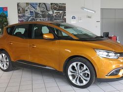 Gelb Gebraucht 2018 Renault Scénic Experience Van / Kleinbus | 13.900 € (Fairer Preis)